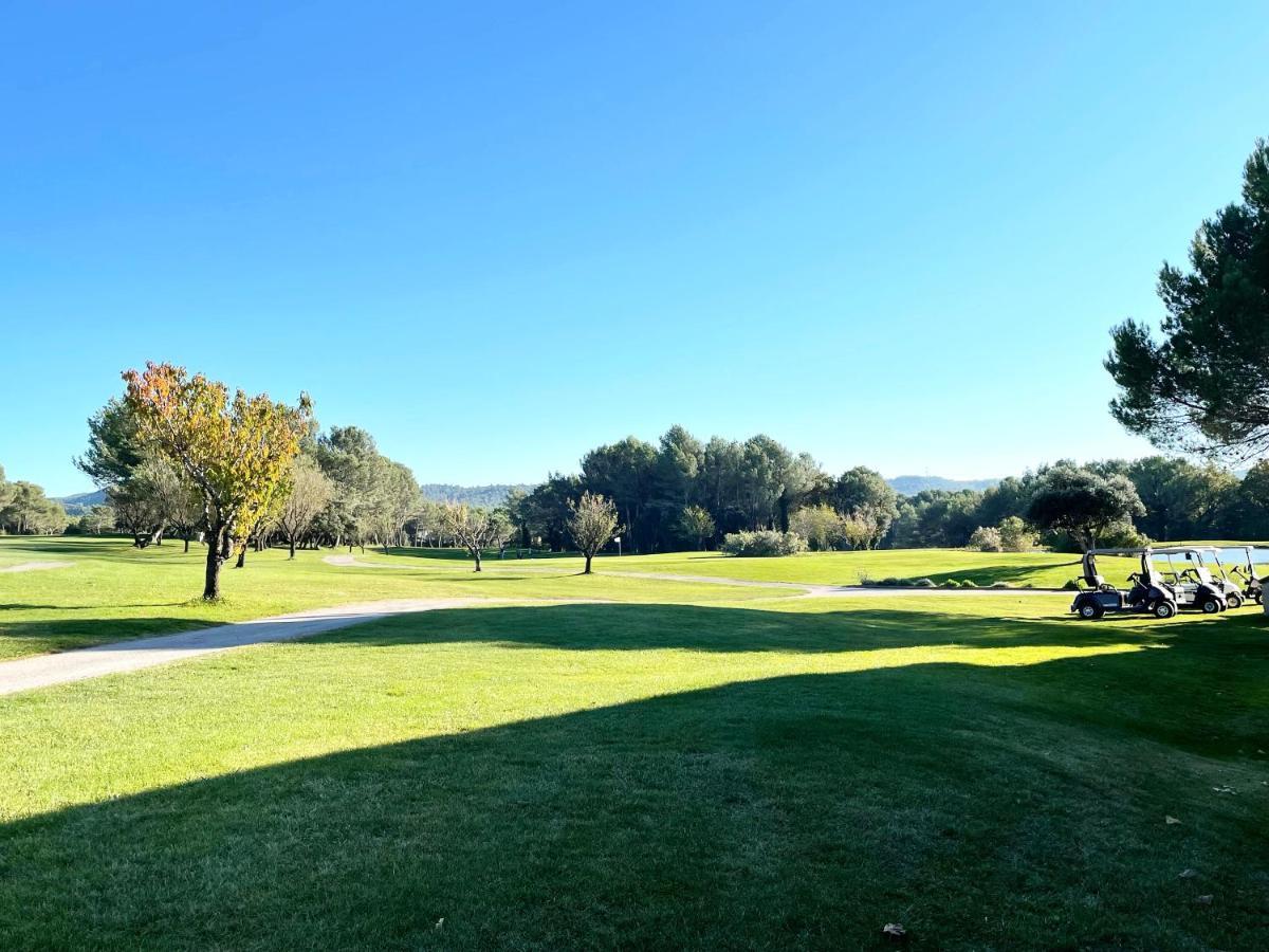 Appartement Golf De Pont Royal Малмор Екстериор снимка