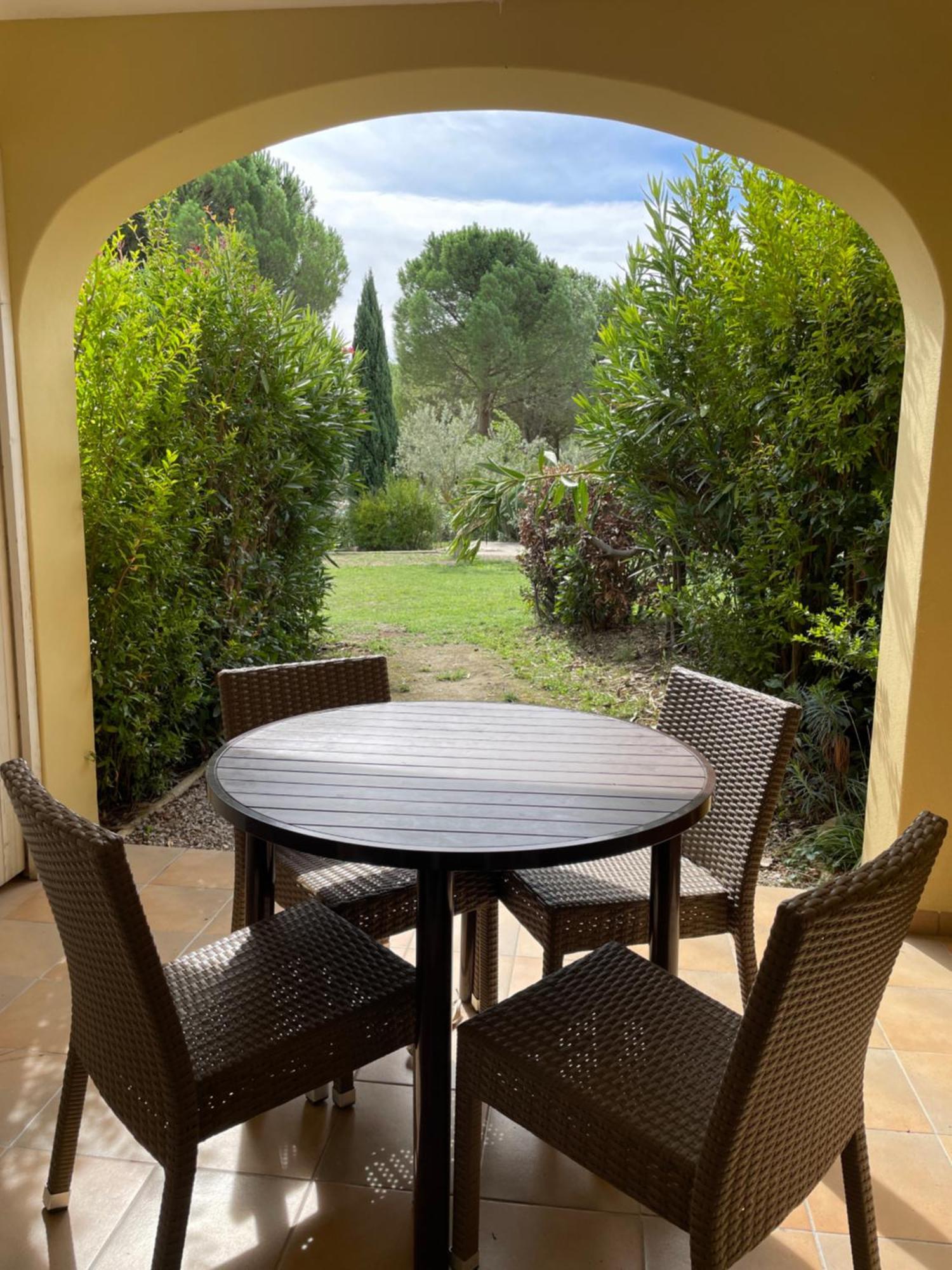 Appartement Golf De Pont Royal Малмор Екстериор снимка